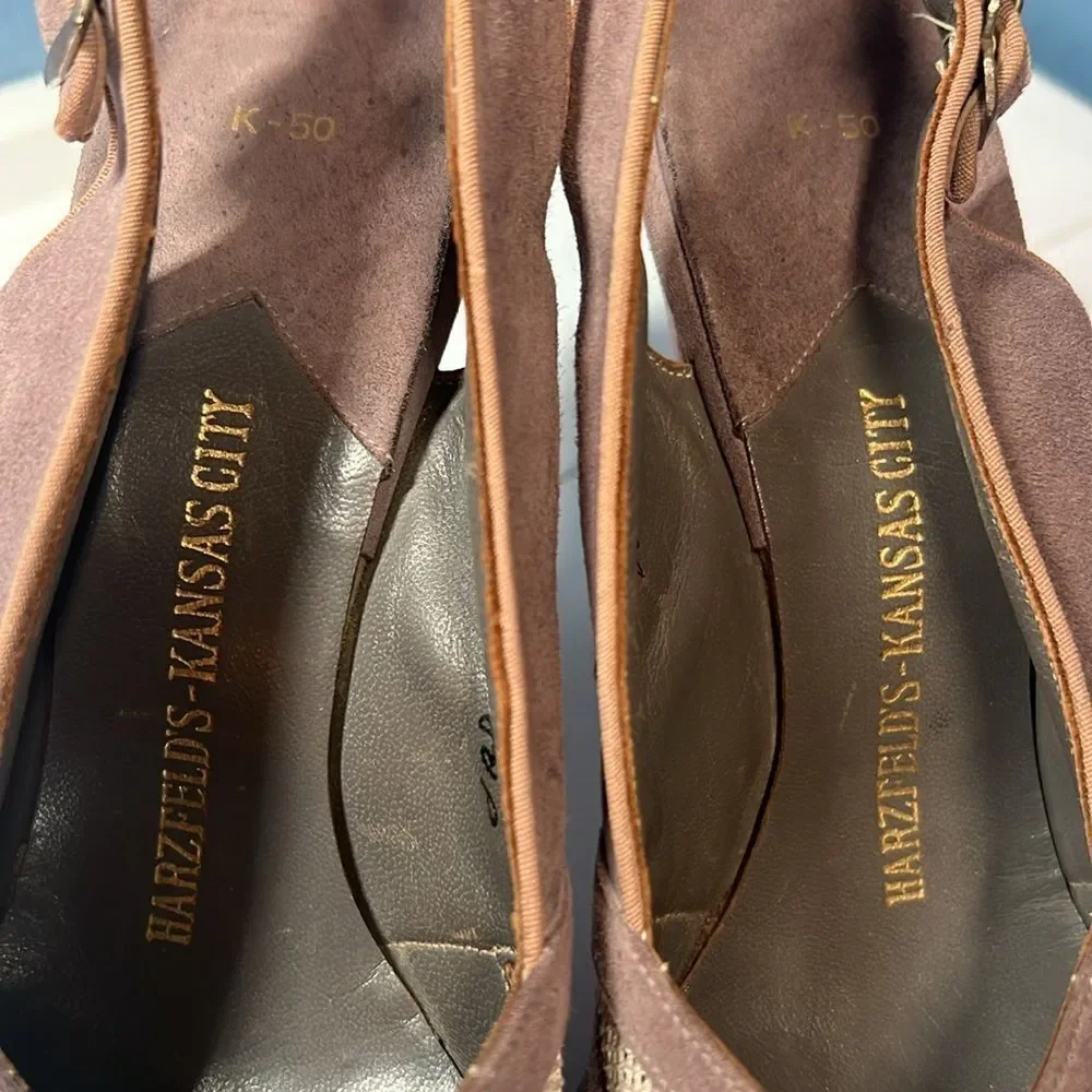 Free shipping! Vintage 1940's Harzfeld's Peep Toe Platform Slingback Heels!